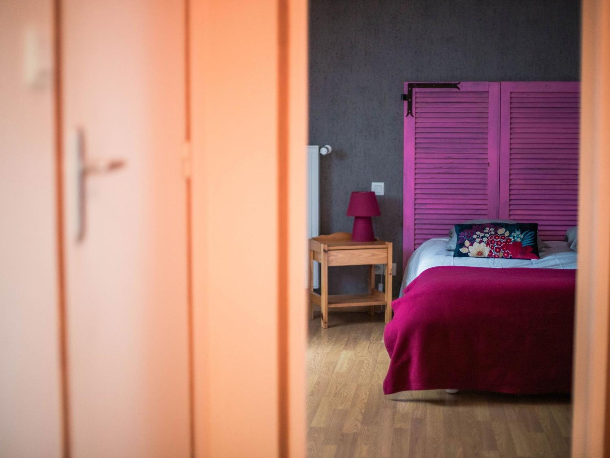 Gite De Charme Renove Avec Cheminee, Terrasse Et Proche Randonnees - Capacite 13 Pers. - Fr-1-410-179 Saint-Léonard-des-Bois Екстериор снимка