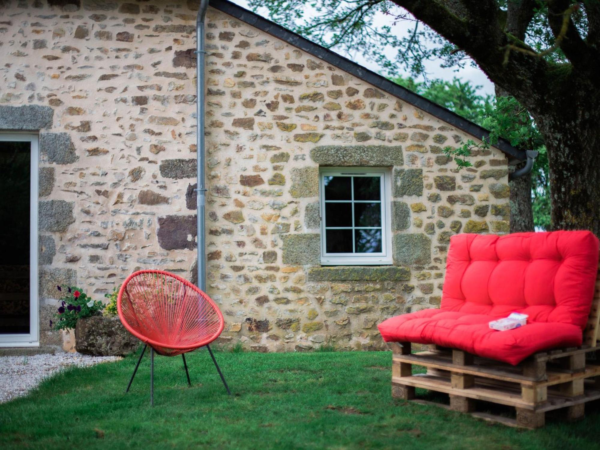 Gite De Charme Renove Avec Cheminee, Terrasse Et Proche Randonnees - Capacite 13 Pers. - Fr-1-410-179 Saint-Léonard-des-Bois Екстериор снимка